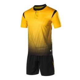 yellow jersey soccer team